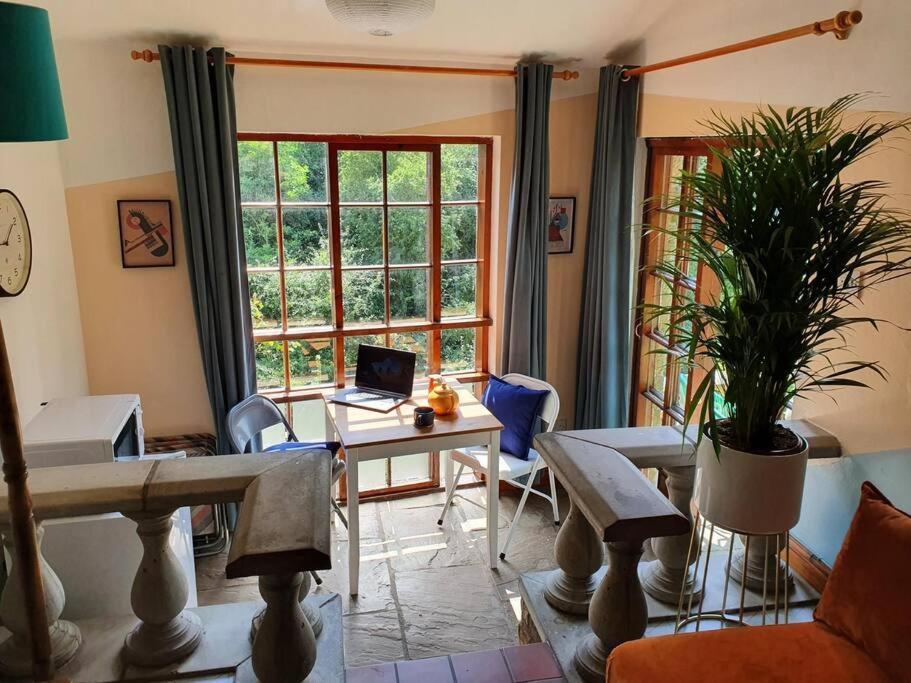 Beckside Cottage โรบินฮูดส์เบย์ ภายนอก รูปภาพ